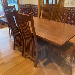 High End Dining Room Set 