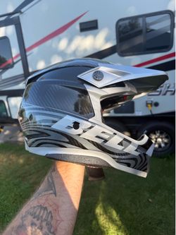 Bell moto 10 - size L