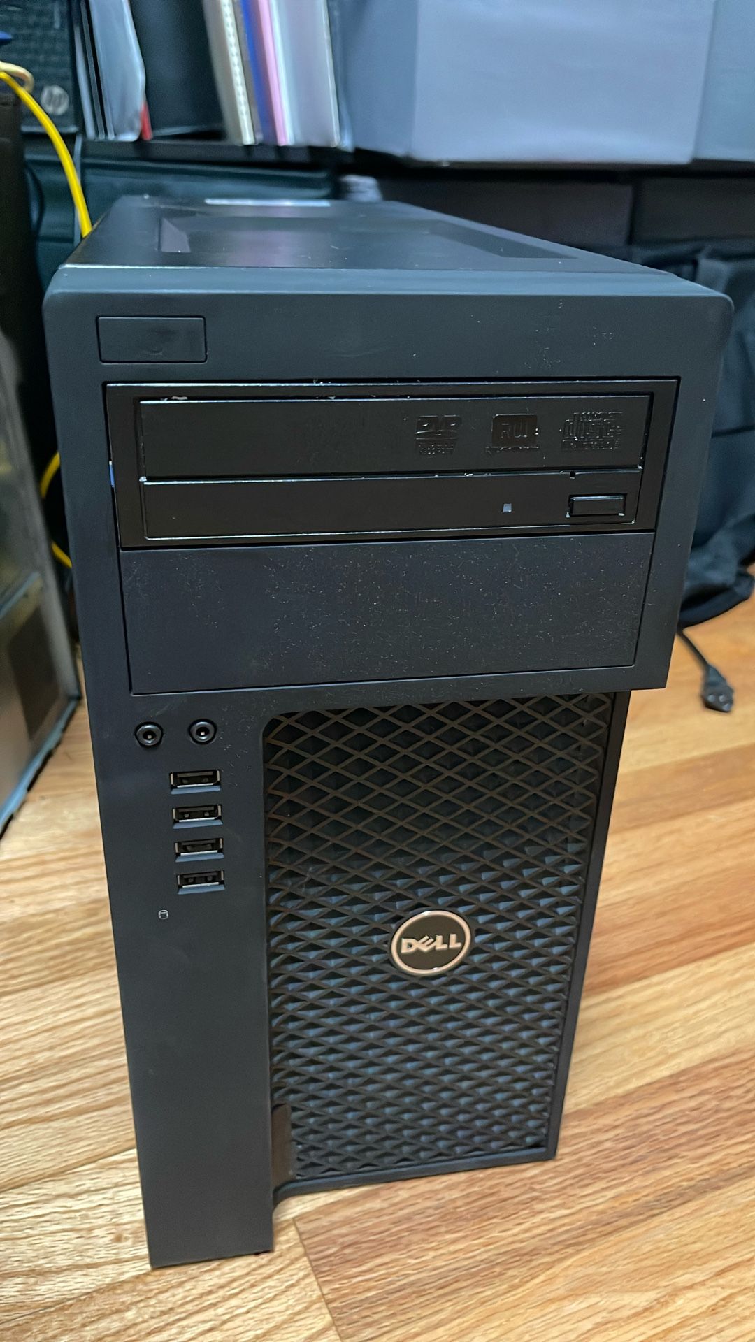 Dell Precision Desktop - Windows 11 Office 2024