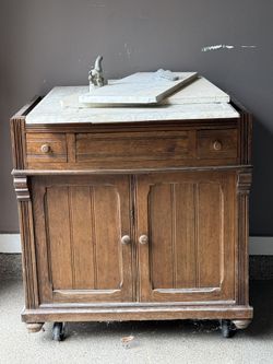 Antique Wash Basin