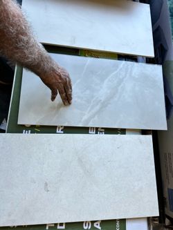 Bathroom floor/ wall tiles