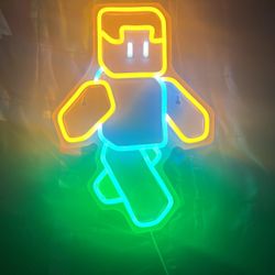 Minecraft Steve Hang up On Wall USB Plug In 