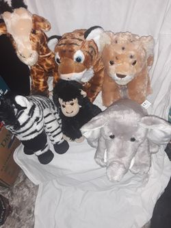 Destination nation stuffed animals
