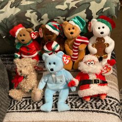 Lot Of 7 Holiday Beanie Babies
