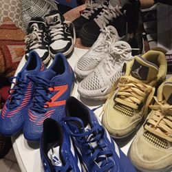 COME SEE ALL SIZES MENS KIDS ETC OVER 100+,SHOES SNEAKERS ETC 1ST 120 TAKES THEM ALL FIRM 