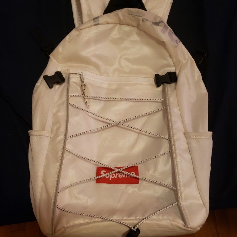 Supreme Backpack Fw17 White