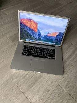MacBook Pro 17” 8GB RAM 256GB SSD w/Final Cut Pro X, Logic Pro X and MS office suite