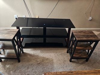 2 end table entertainment stand and lamp
