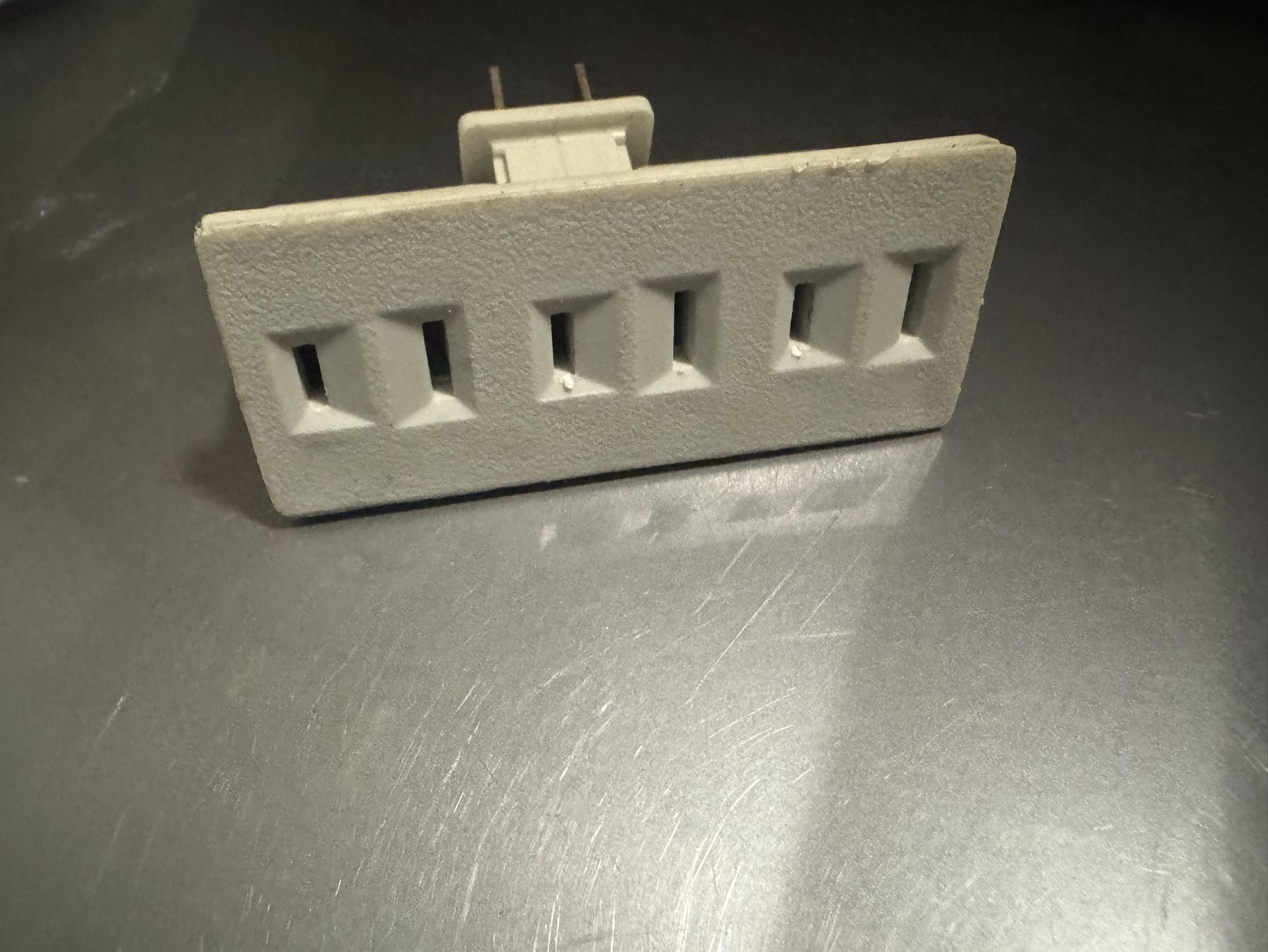 PLUG ADAPTER (2 PRONGS)