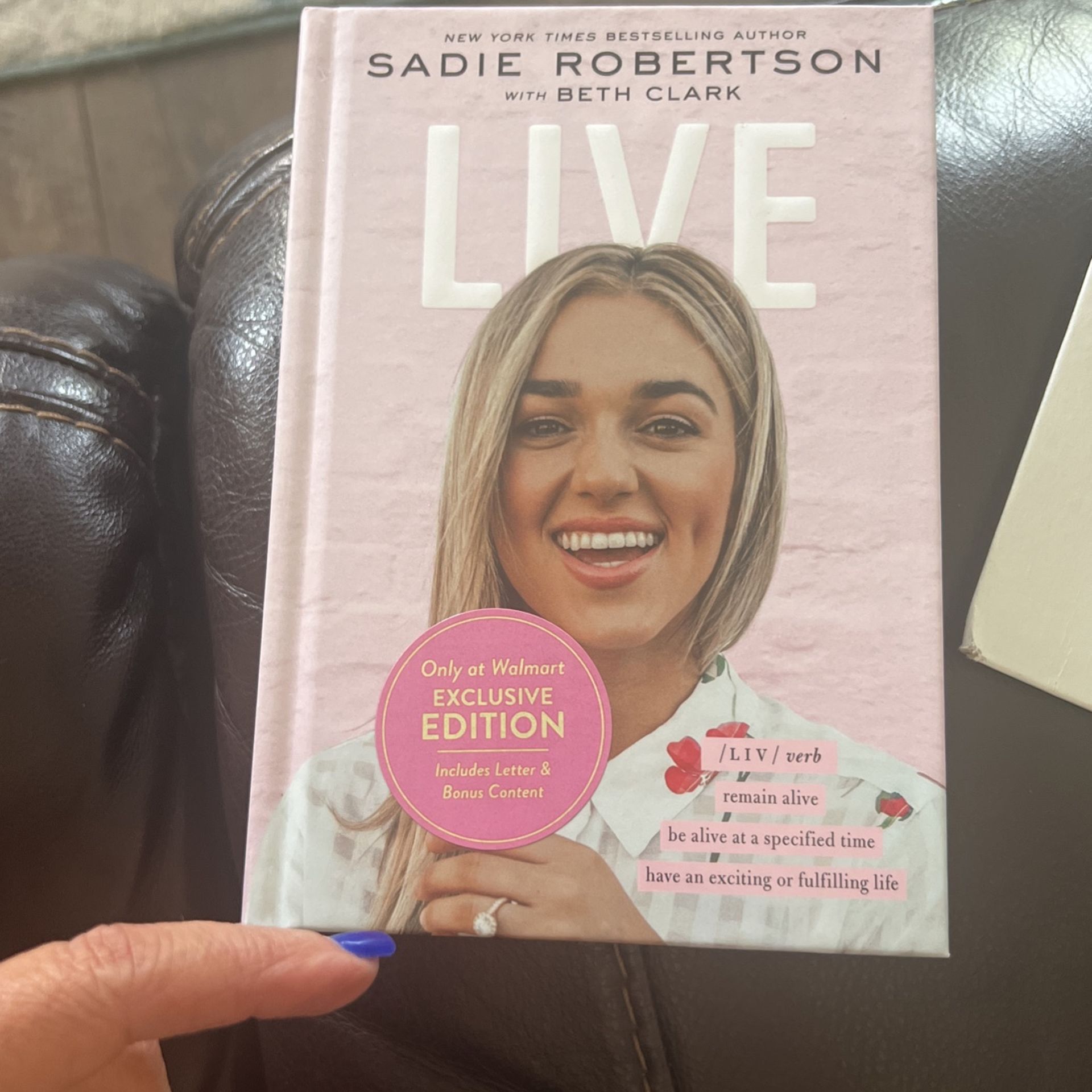 Live-hard Cover - By Sadie Robertson Book New-was $19.99 Now $5