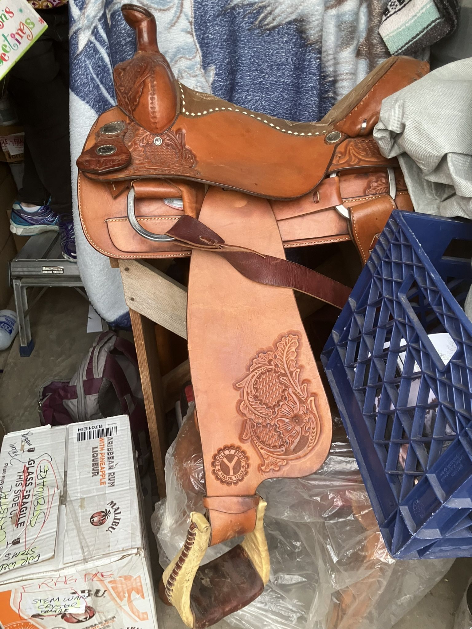 SADDLE