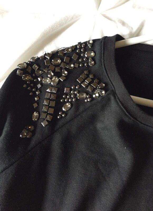 Black soft sweater size large