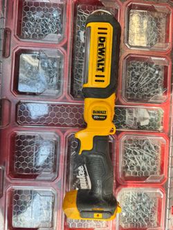 Dewalt light