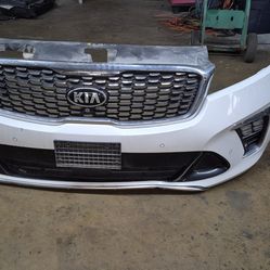 2019 Kia Sorento front bumper with grilled fog lights