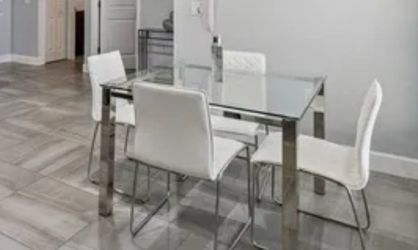 Skyline White Square Dinning Table & Chairs