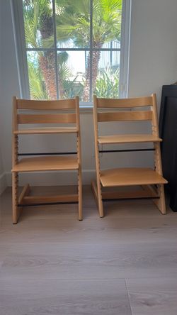 Stokke Tripp Trap chairs