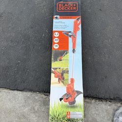BLACK+DECKER 14”Corded String Trimmer/Edger 6.5Amp-GH900 (BD3)