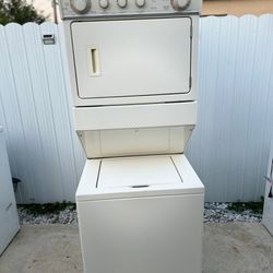 Whirlpool Washer And Dryer (combo27”)