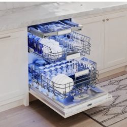 Thermador 24 Inch Fully Integrated Smart Dishwasher with 16 Place Setting Capacity, 9 Wash Cycles, and ZoneControl™ Spray A