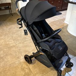 ONLY $65: Gravity Folding Baby Stroller - Portable Travel Toddler Stroller