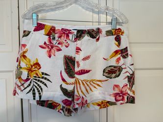 Old Navy Women's Tropical Floral Print Everyday Shorts Size 6