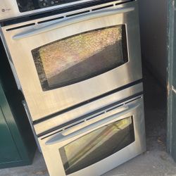 Stainless Steel GE Electric Convection Double Oven Like New 