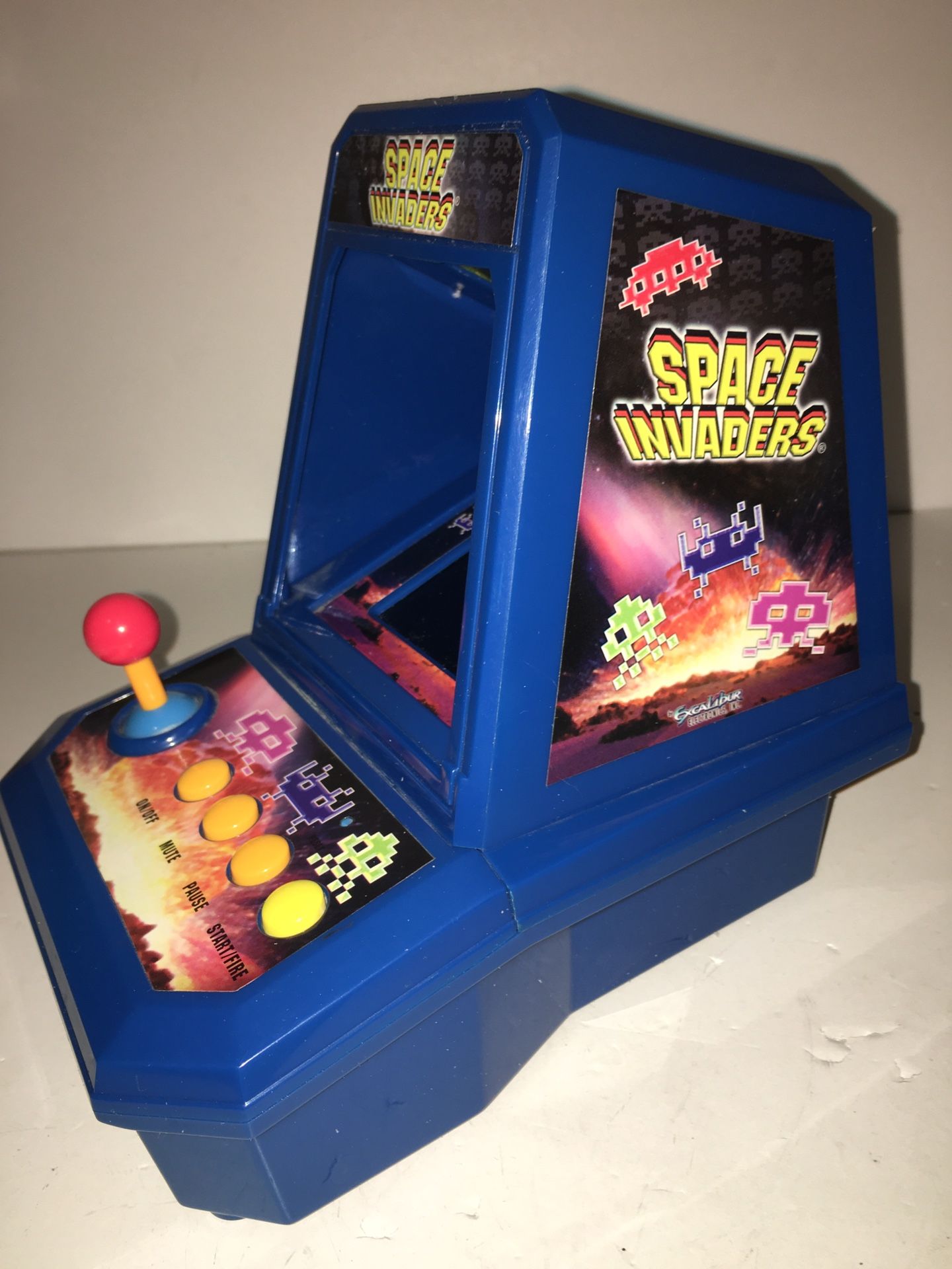 Vintage Taito/Excalibur SPACE INVADERS Electronic Mini ARCADE Tabletop Video Game Works great!