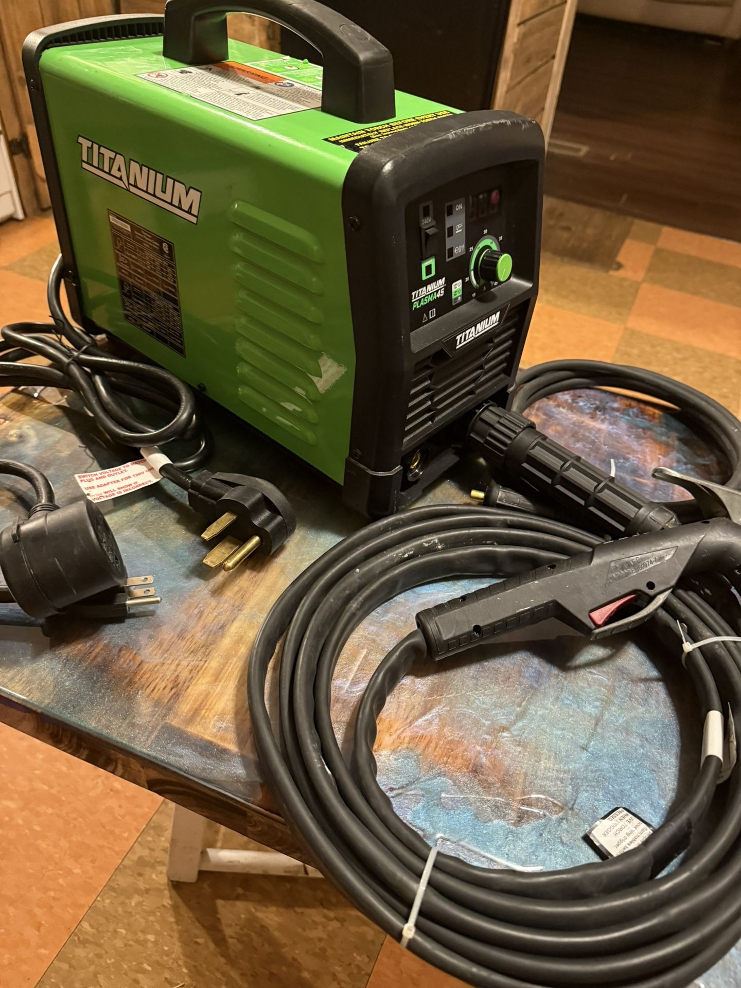 Titanium Inverter Plasma Cutter
