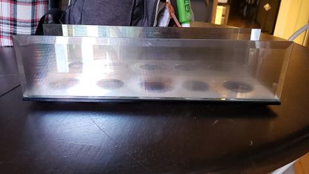 Tea lite candle holder