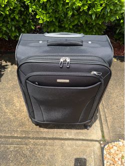 Two Samsonite check in luggages