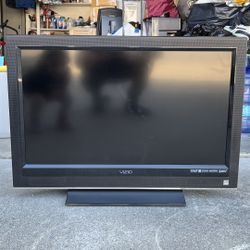 $20 32” Vizio TV