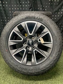 2025 Chevy Tahoe Z71 6 Lug 20 Inch OEM Wheels