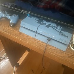 ps4 And 5 Games $120 With Games Unless You Also Buy The Nintendo Mini And I’ll Do Both For 200