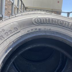 11r22.5 Drive Tires Installed