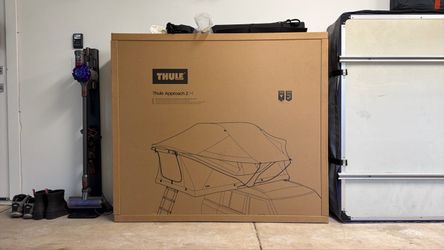 Thule Approach 2 M Rooftop Tent - Open Box