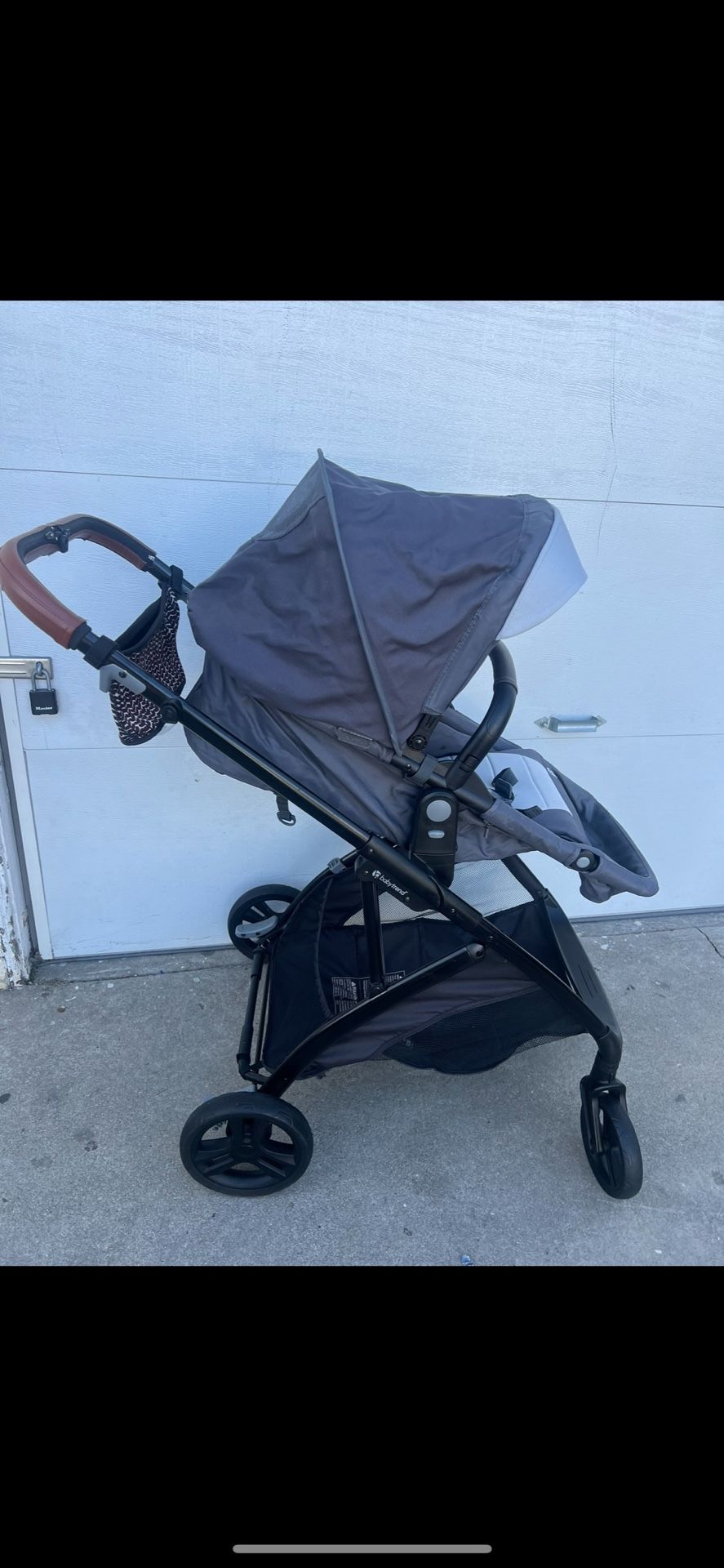 BABY TREND STROLLER REVELSIBLE