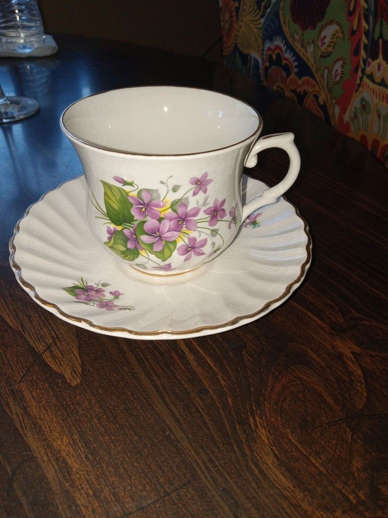 $8 Vintage Tea Cup