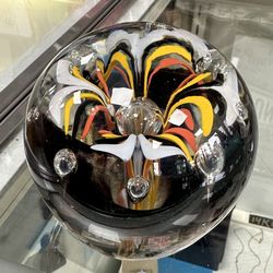3.1” Lily Paperweight Made In Portugal Very Unique