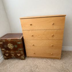 Solid Wood Dresser (4-Drawer)