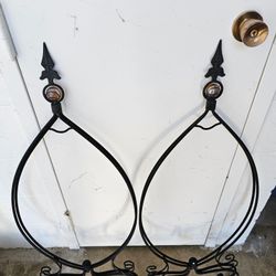 VINTAGE FOLDABLE WROUGHT  IRON PLANT STAND  20 DOLLARS EACH