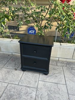 Black Night Stand 