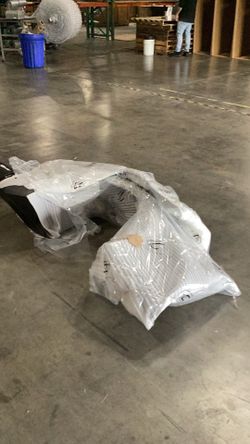 2005-2013 Chevrolet Corvette C6 Carbon Creations ZR Edition Front Fenders - 2 Piece Blemished 