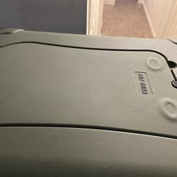 Per gear Collapsible Multi Door Dog Crate