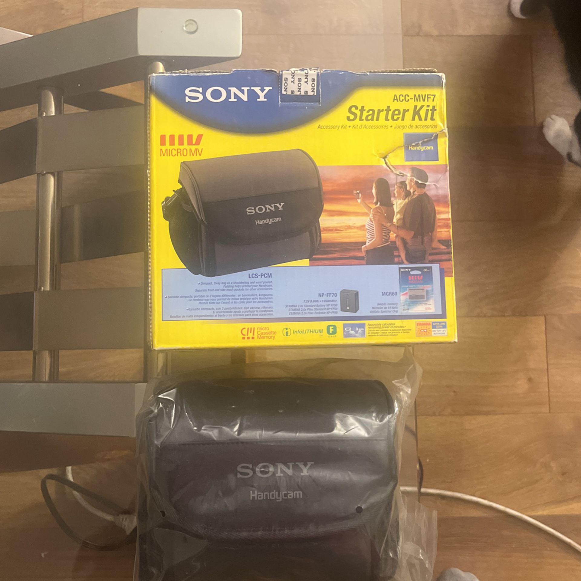 Sony ACC-MVF7 Starter Kit