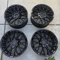17” Black Wheels Unknown Brand