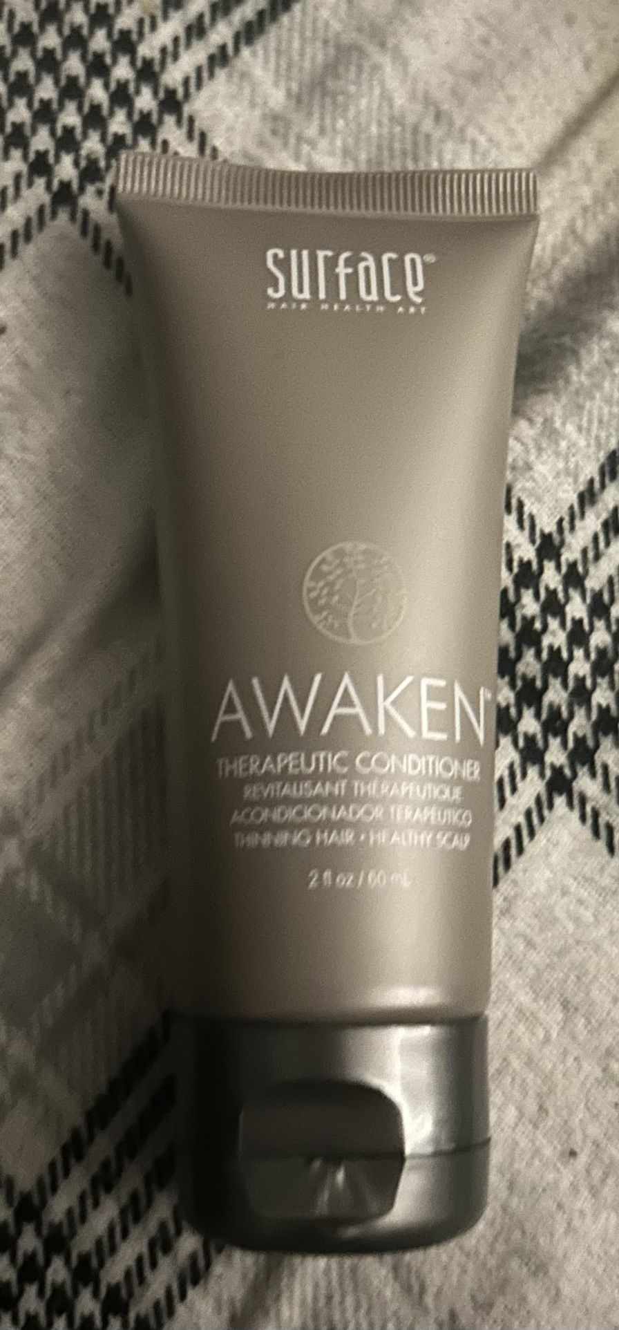 Surface Awaken Therapeutic Conditioner  