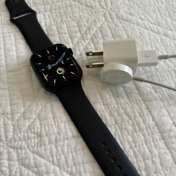 Apple Watch, series 7, 45mm good condition
