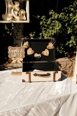 Cards Signs Wedding Signs
