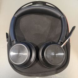 Poly Voyager Focus 2 (VFOCUS2) Bluetooth headset