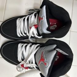 Jordan Metallic 5 